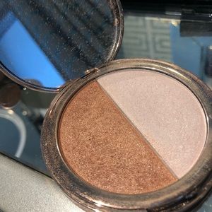 Elf Heart Defensor highlighter duo